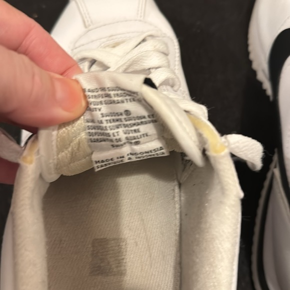 Nike Cortez Black and White leather. Men's 8; Women's 9.5. EUC - Picture 7 of 10